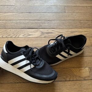 Adidas Black and White Sneakers Size Women 6